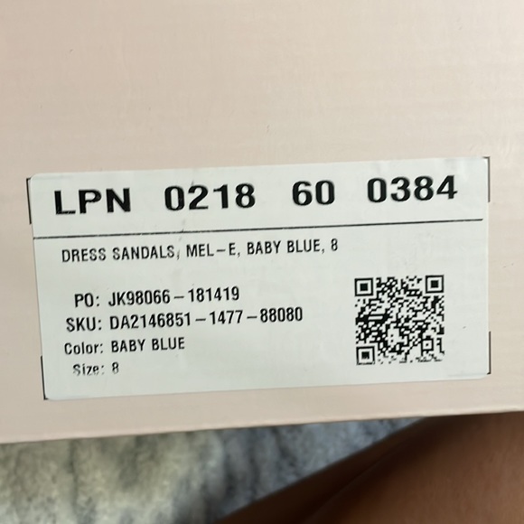 Baby blue sandal brand new never worn in box - Picture 4 of 4